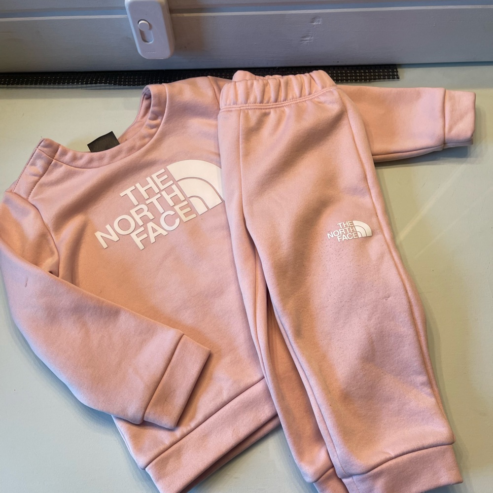 The North face 12-18 month set